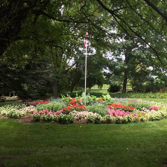 Meet your Posher, Tri - Picture 1 of 1